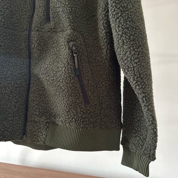 Carhartt Women’s Zipped Polyester Fleece - Picture 2 of 11